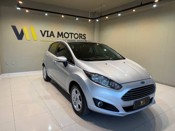FORD FIESTA 1.6 SE PLUS DIRECT HATCH 16V FLEX 4P POWERSHIFT FORD FIESTA 1.6 SE PLUS DIRECT HATCH 16V FLEX 4P POWERSHIFT